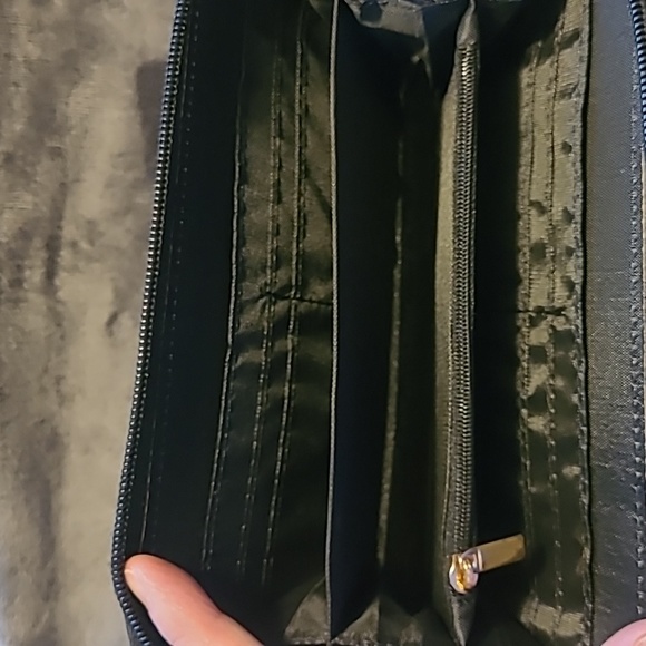 Wallet/Keychain Set - Picture 3 of 4